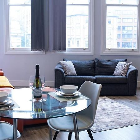 Spacious Apartment In City Centre - Free Parking 노팅엄 외부 사진